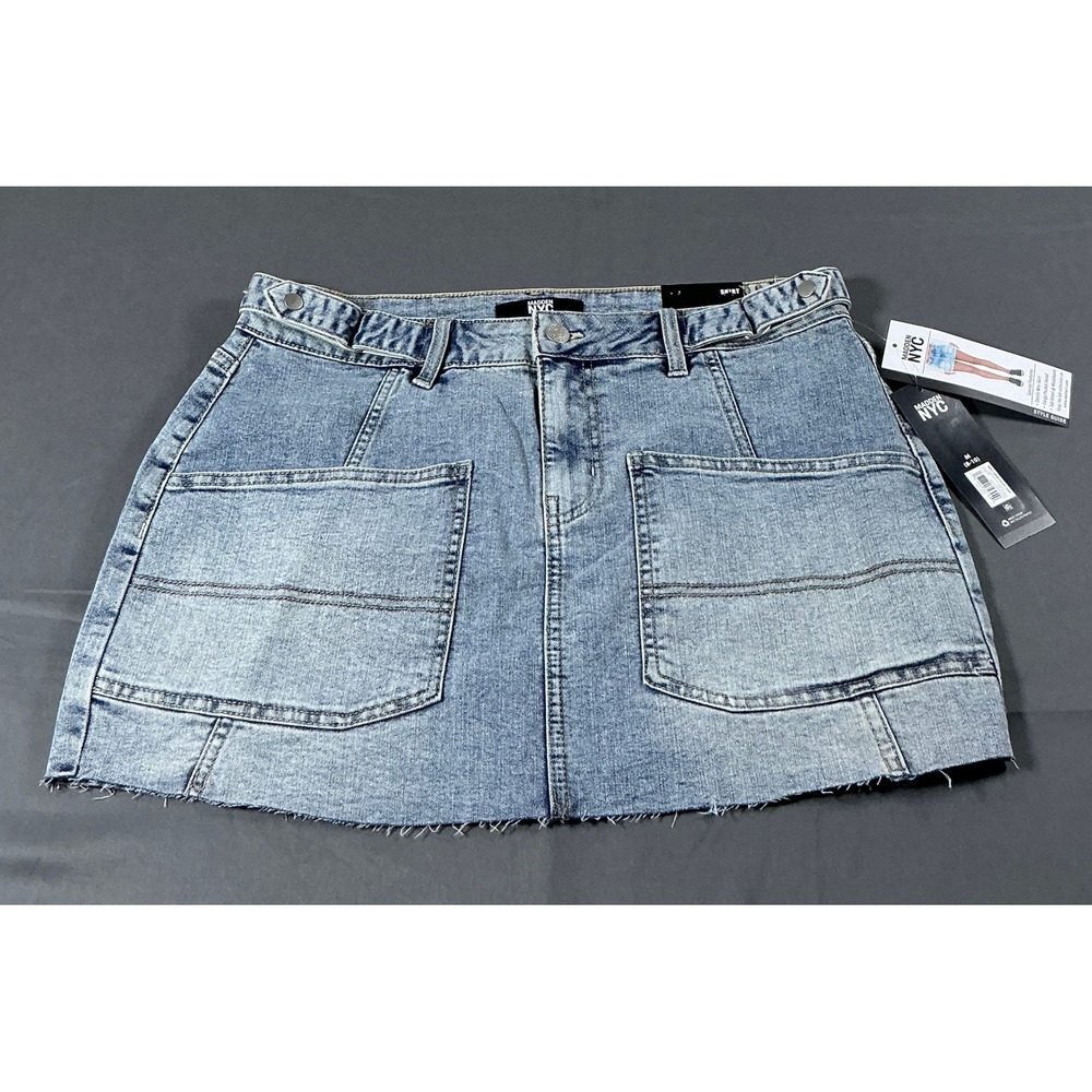 Madden NYC Womens Denim Mini Skirt Light Wash Blue Cargo‎ Pockets Raw Hem Size M